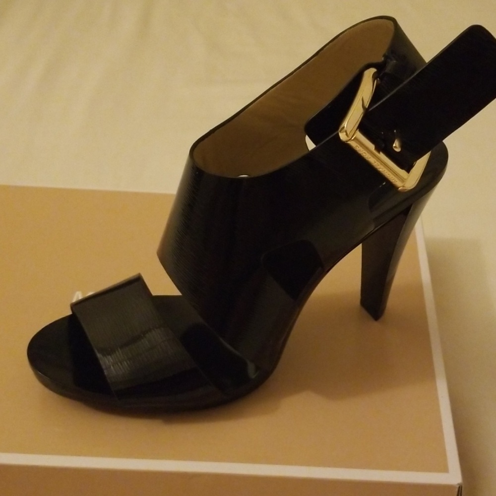 Michael kors Brand New shoes